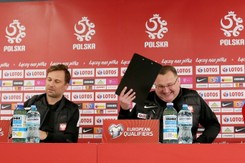 Michniewicz podał swoją 'grupę marzeń'. Zobacz, z kim chce zagrać na mundialu