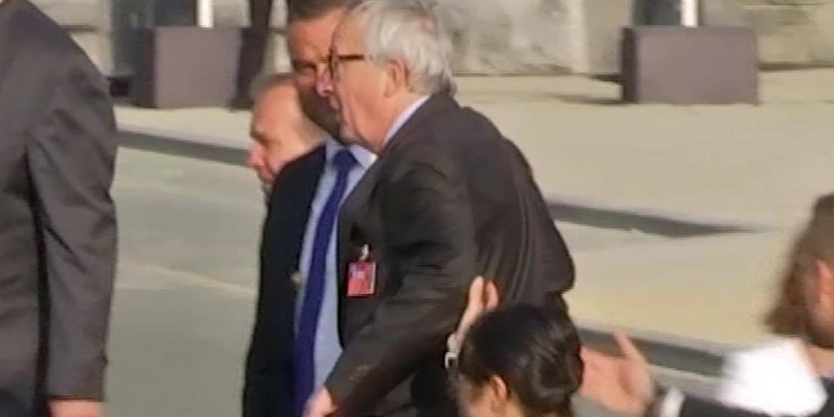 Jean-Claude Juncker chwiał się na nogach