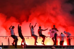 Zamieszki w Zagrzebiu z udziałem fanów Dinama i Legii. Spore zniszczenia