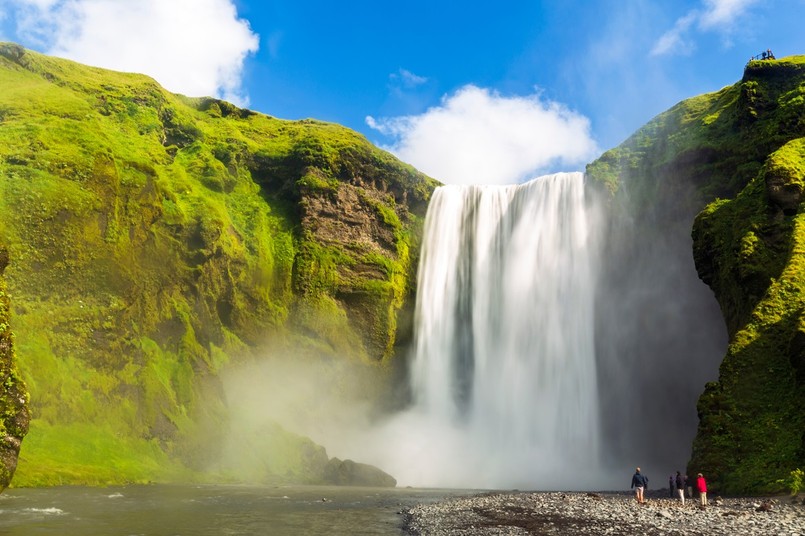 Wodospad Skógafoss, Islandia - najpiękniejsze wodospady Europy