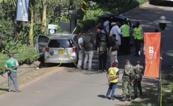 Samotny komandos przeciwko grupie terrorystów. Dla świadków ten człowiek jest bohaterem