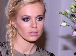 Doda pozywa chirurga plastycznego. Co jej zrobił?