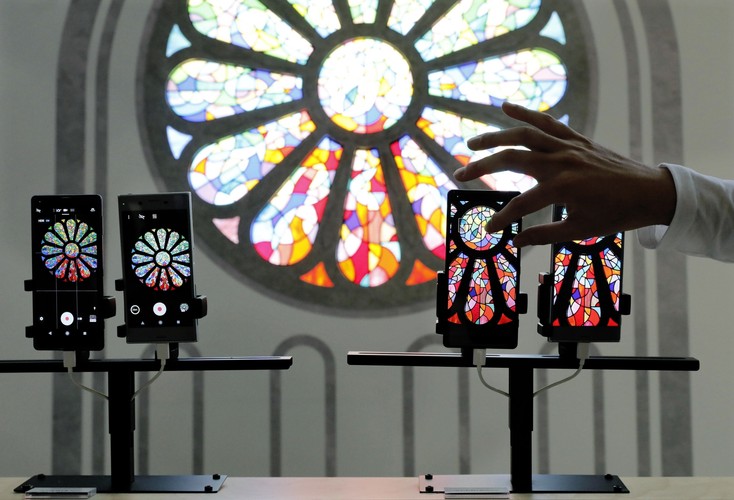 Próba kamer w smartfonach Sony