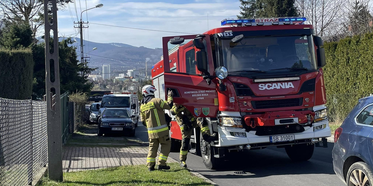 Pożar w Bielsku-Białej. Trzy osoby poszkodowane, w tym dziecko.