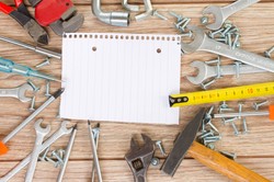 Jeden dzień, jeden dom. Oto nowy pomysł na tanie mieszkanie WIDEO