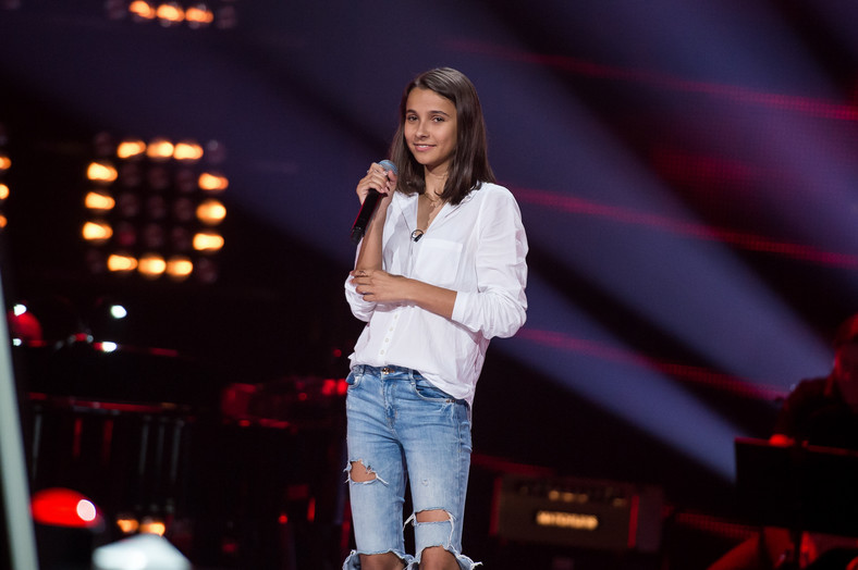 Carla Fernandes na planie programu "The Voice Kids 2"