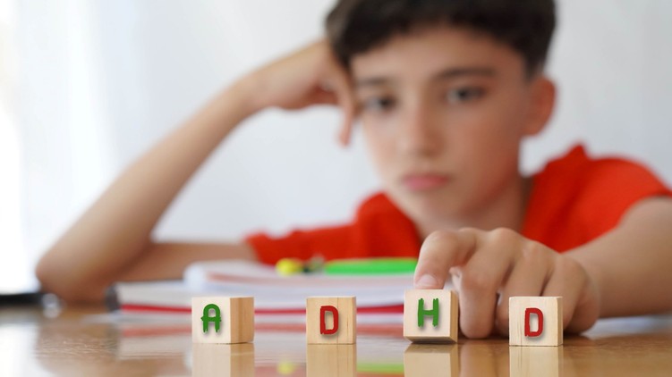 ADHD gyerek agy büntetés jutalom
