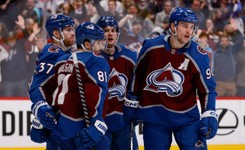 Liga NHL. Mistrzowie z Colorado pokonali 4:2 Bluesmanów