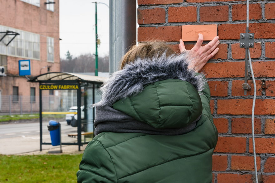 Rewitalizacja Czułowa: ważne słowa wyryte w cegłach  - 27.11.2022 - autor: Miejskie Centrum Kultury w Tychach