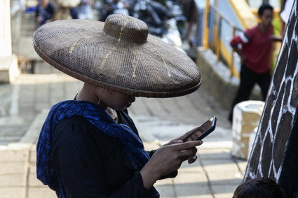 Świat w trybie offline? Te firmy traciłyby miliony złotych w ciągu zaledwie minuty. To więcej niż cała Polska