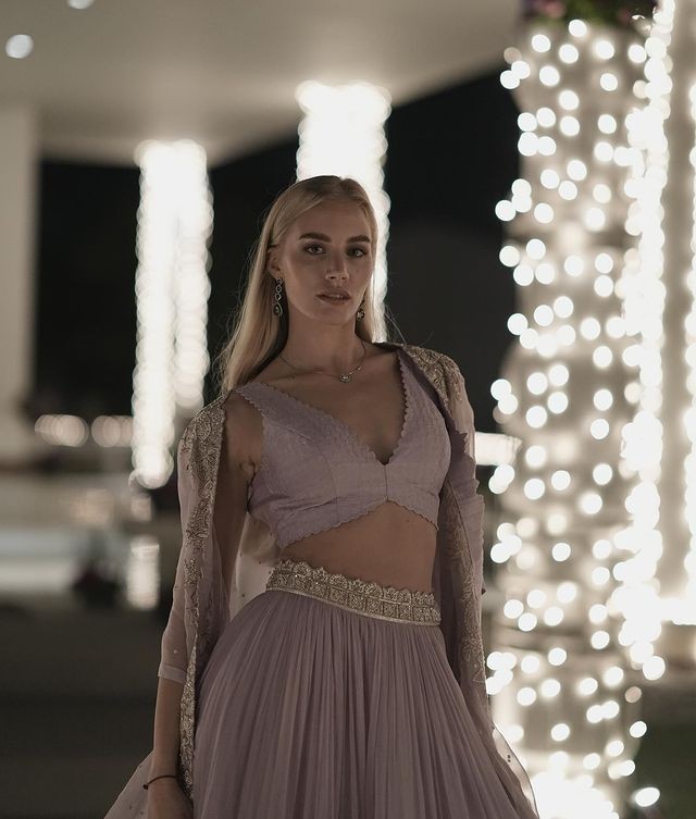 Alexandra má priateľa z Indie.
