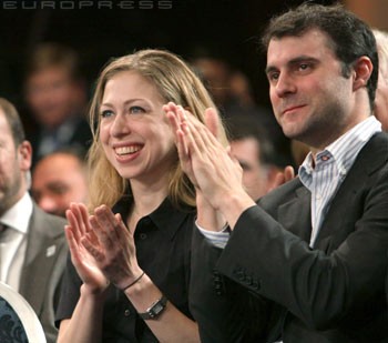 24913_chelsea-clinton-marc-mezvinsky-350-d0001CE48dc704dc26ccf