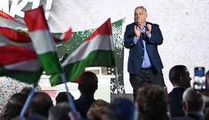 Viktor Orban na mitingu u Kečkemetu 6. decembra