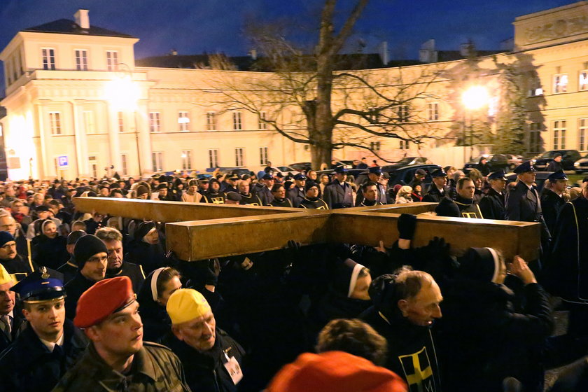 Przyjdź na Warszawską Drogę Krzyżową