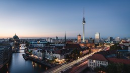 rozmowy w berlinie ws. ukrainy. witkoff spotka się z zełenskim i europejskimi liderami. polski zabraknie