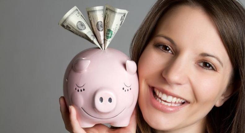 10 reasons why a wife should earn her own money too 