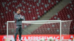 polska - albania. jan urban podał oficjalny skład biało-czerwonych. jest niespodzianka