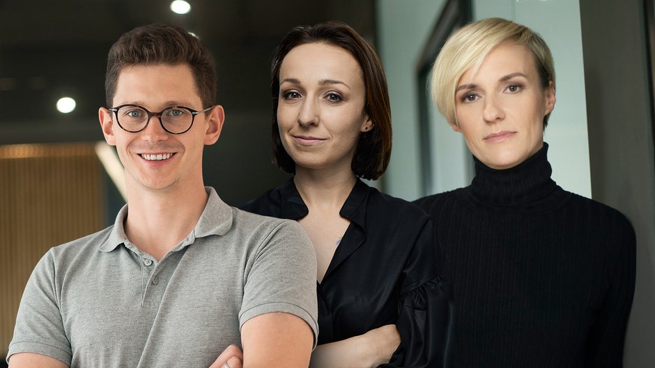 Od lewej: Damian Strzelczyk, Co-Founder i członek zarządu Tutlo, Monika Synoradzka, CEO Huge Thing oraz Magdalena Surowiec, managing partner w funduszu Unfold.vc