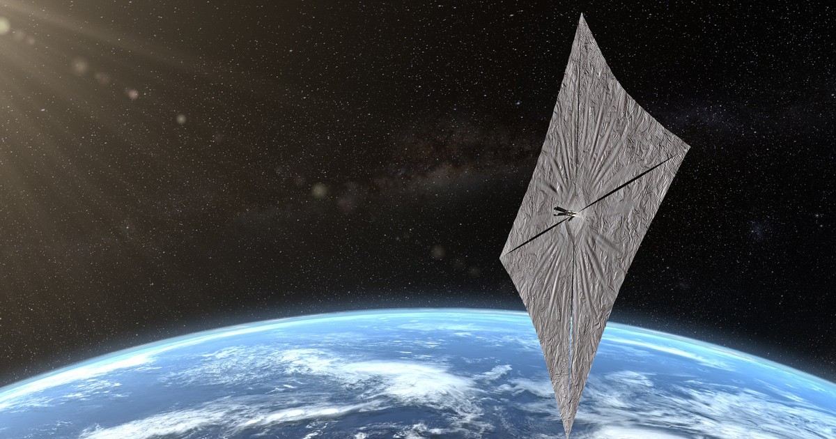 SpaceX's Falcon Heavy is set to launch the first-ever 'solar sailing ...