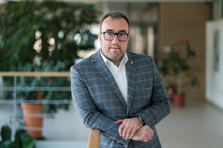 prof. UAM dr hab. Szymon Ossowski, Wydział Nauk Politycznych i Dziennikarstwa UAM