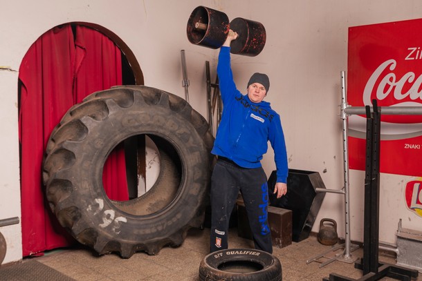 Patryk Przybyła, strongman, przekaże swój wzór szczęścia synowi