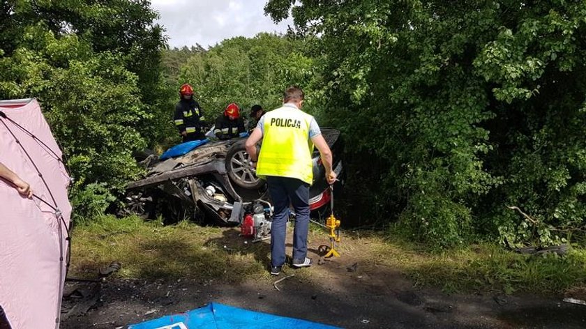 20-latek jechał na podwójnym gazie i bez uprawnień. Zabił kobietę