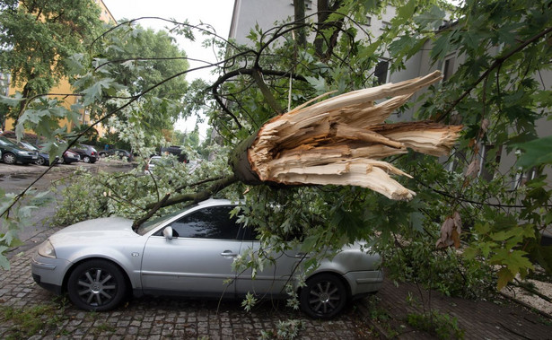 Potężne burze nad Polską. Jedna osoba zginęła, dwie zostały ranne