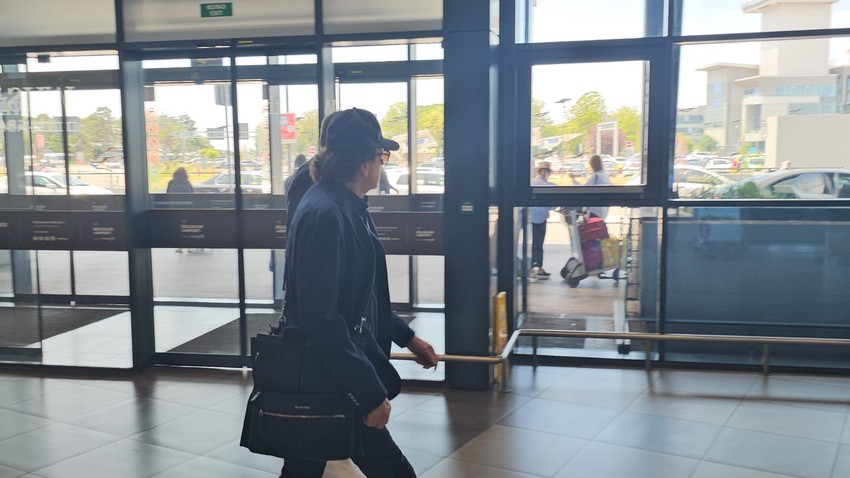 Zdravko Čolić na aerodromu