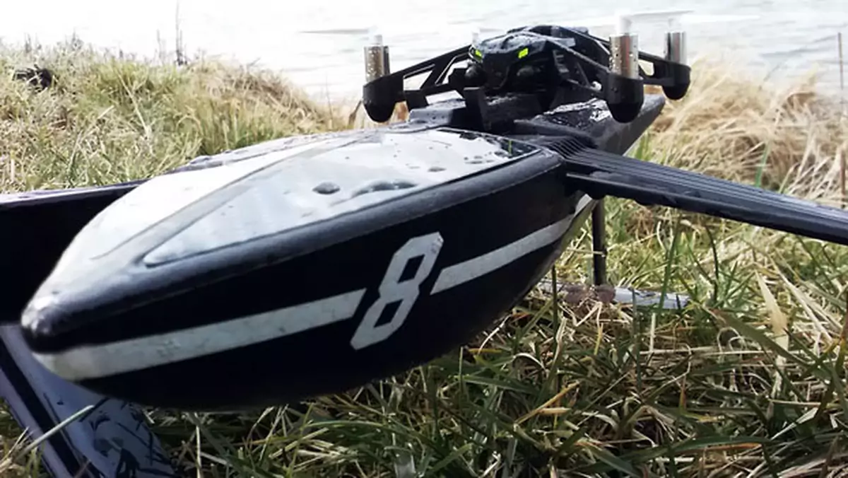 Test wodnego drona Parrot Hydrofoil