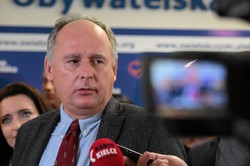 Poseł PO: Niepokoi nas spadek w sondażach. Budka musi odejść