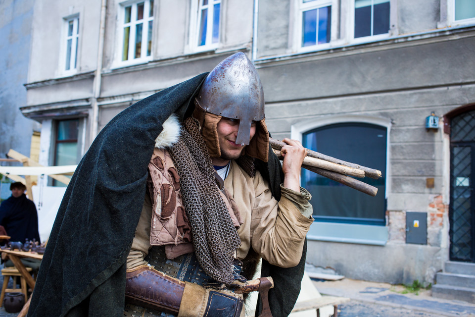 POZNAŃ ŚREDNIOWIECZNY TARG ŚRÓDECKI (Targ średniowieczny na poznańskiej Śródce)