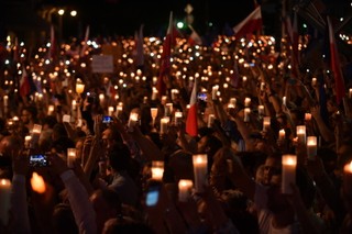 Policja: 52 mandaty karne w związku z nocnym protestem przed Sejmem