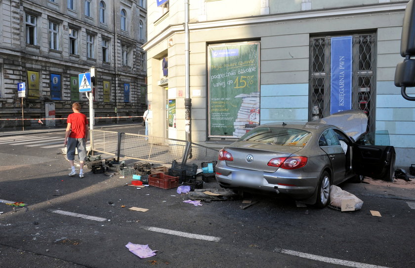 wypadek na skrzyżowaniu Zachodniej i Więckowskiego