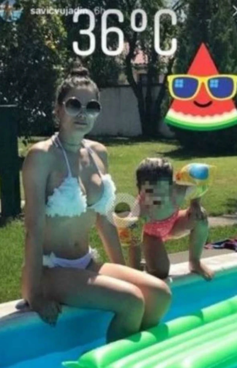 Mirka Vasiljević u kupaćem