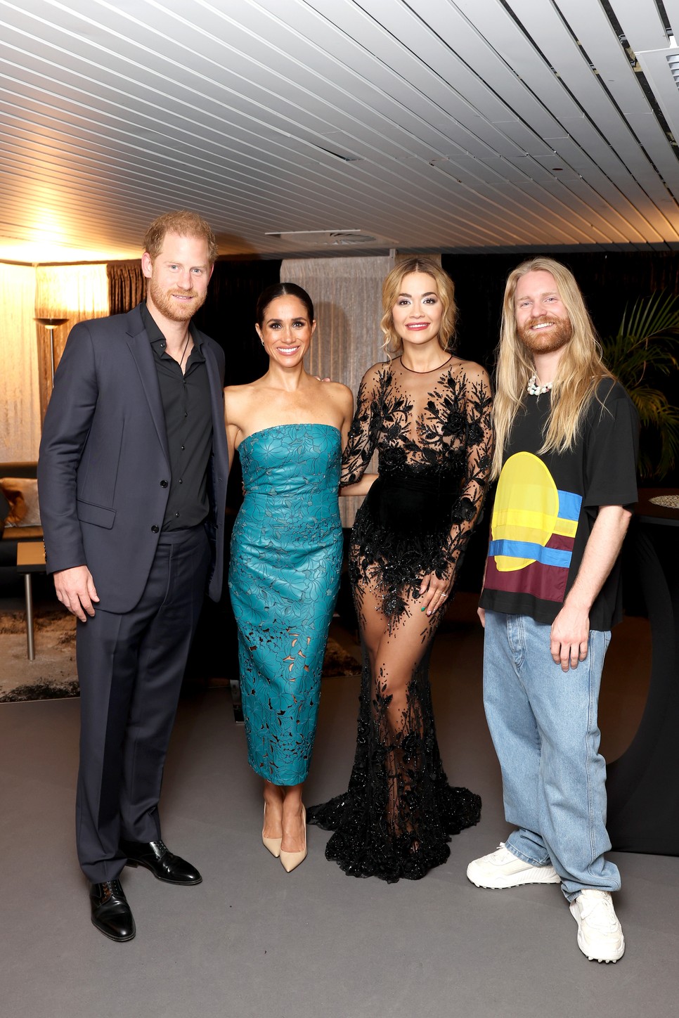 Meghan Markle valósággal ragyog ebben a ruhában