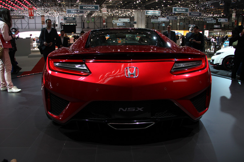 Honda NSX (Genewa 2015)