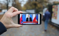 Prof. Horban: Do szczepień powinni zachęcać wszyscy. Od Kościoła po strażaków