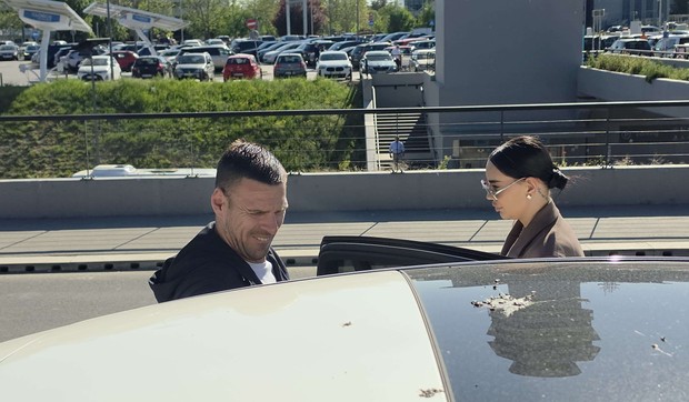 Katarina Grujić na aerodromu