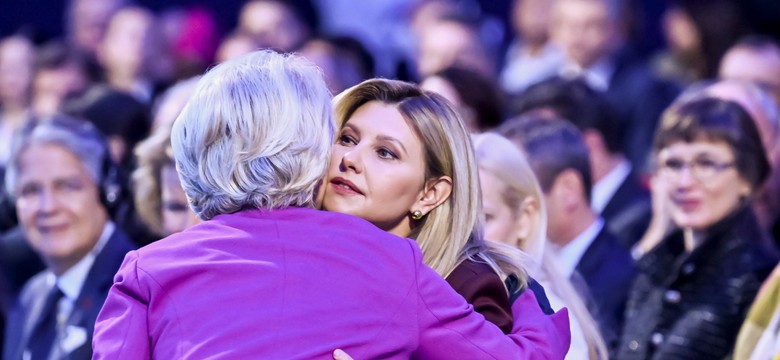 "Sankcje wywołają w Rosji dekady recesji". Szefowa KE w Davos zwróciła się do Ołeny Zełenskiej