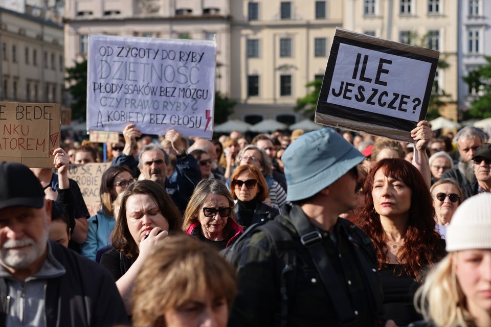 Protest Strajku Kobiet w Krakowie