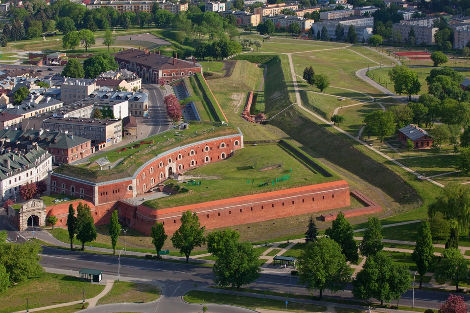 Twierdza Zamość po renowacji - fortyfikacje otwarte dla turystów - Podróże