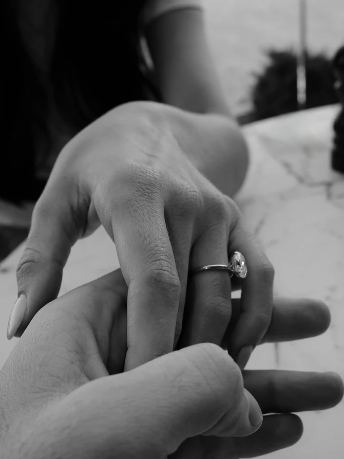 Skupoceni prsten, kruna ljubavi koja traje od 2022. godine