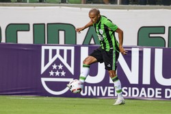 Pięciu piłkarzy zawieszonych za ustawianie wyników meczów