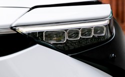 SUV trzęsie rynkiem. Cena i gwarancja na 1 mln km hitem