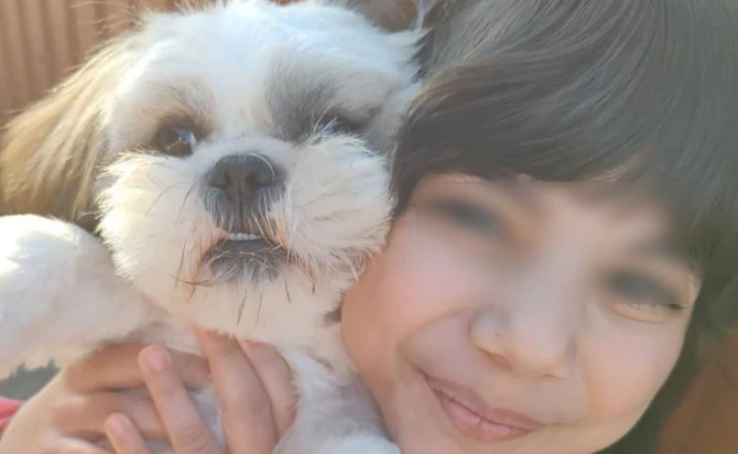 Devojčica se brzo adaptriala na novu porodicu, a roditelji joj ispunjavaju sve želje