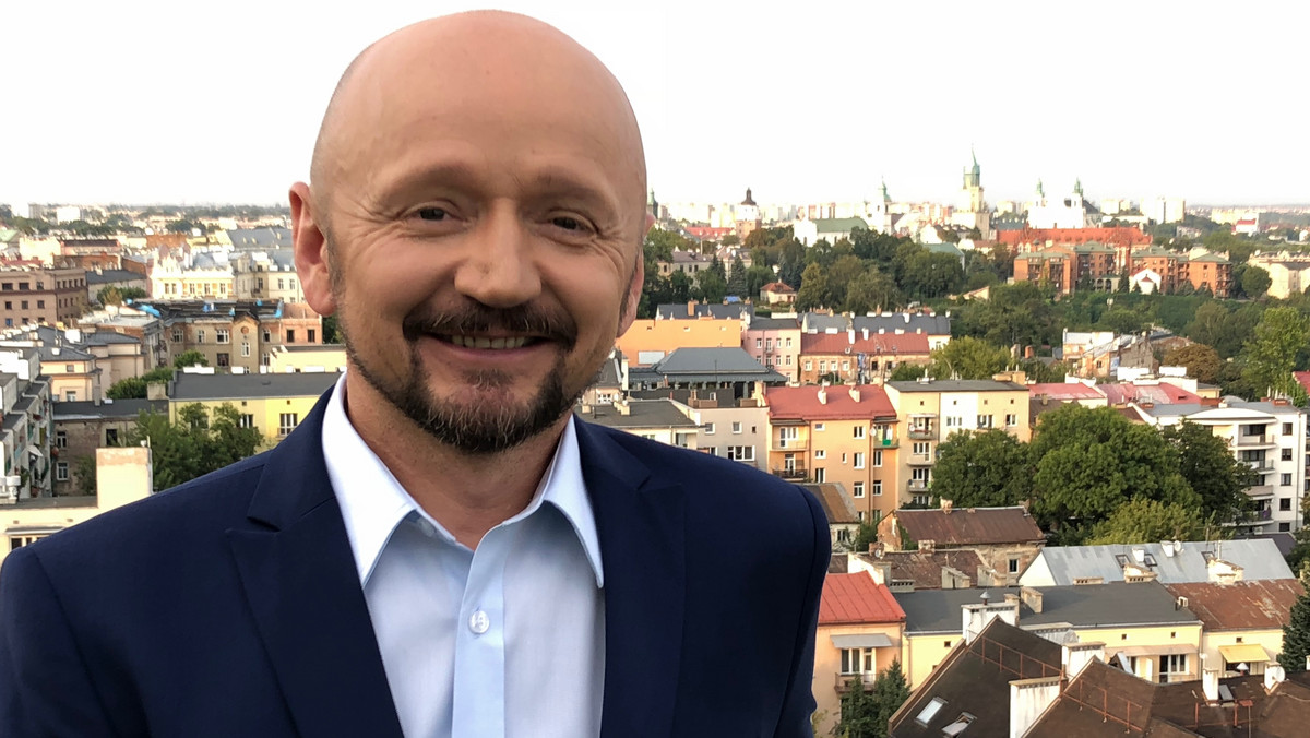 Jacek Bury będzie ubiegał się o mandat senatora z okręgu miasta Lublin. Tym samym potwierdziły się informacje Onetu z początku tego tygodnia. Kandydat deklaruje, że najważniejsze są dla niego wartości takie jak: wolność, solidarność, praworządność, demokracja i tolerancja.