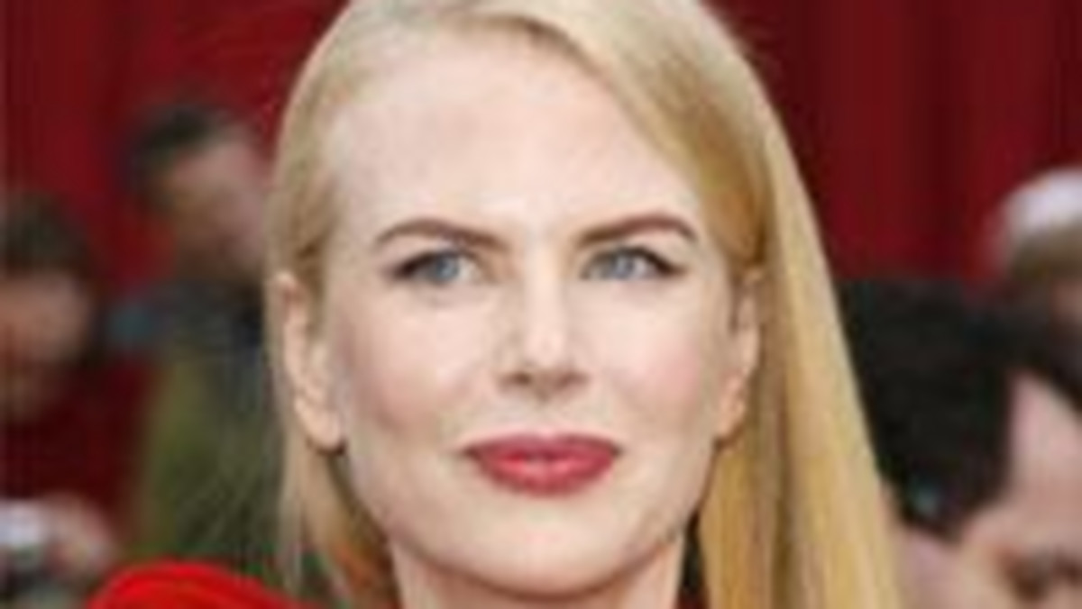 Nicole Kidman wyznała, że kariera zawodowa uniemożliwia jej regularne kontakty z dziećmi.