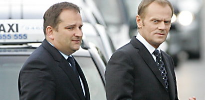 Minister opuszcza Tuska. Ucieka za granicę