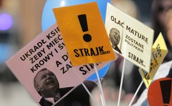 Ile szkół wycofało się z protestu? Co z przerwą świąteczną? 'My dalej strajkujemy w domach' [NAJNOWSZE DANE]