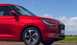 Oto nowe Suzuki za 69 900 zł. Jest zwinne, oszczędne i przestronne